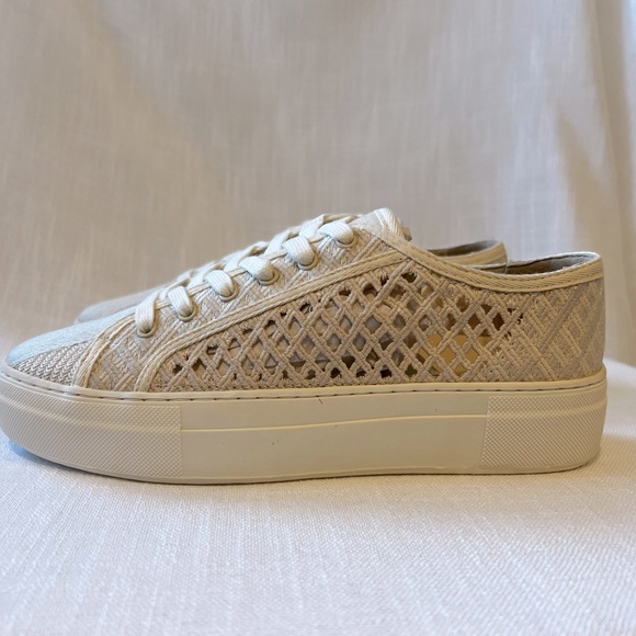 COUNTRY ROAD Woven Lace Up Platform Shoes Ladies size 6 - Picture 2 of 7